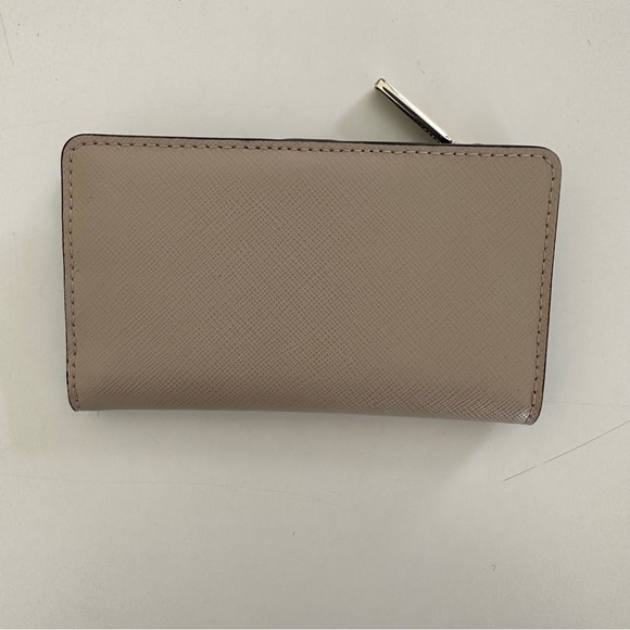 Kate Spade Wallet Bifold Black and Tan - Picture 8 of 8